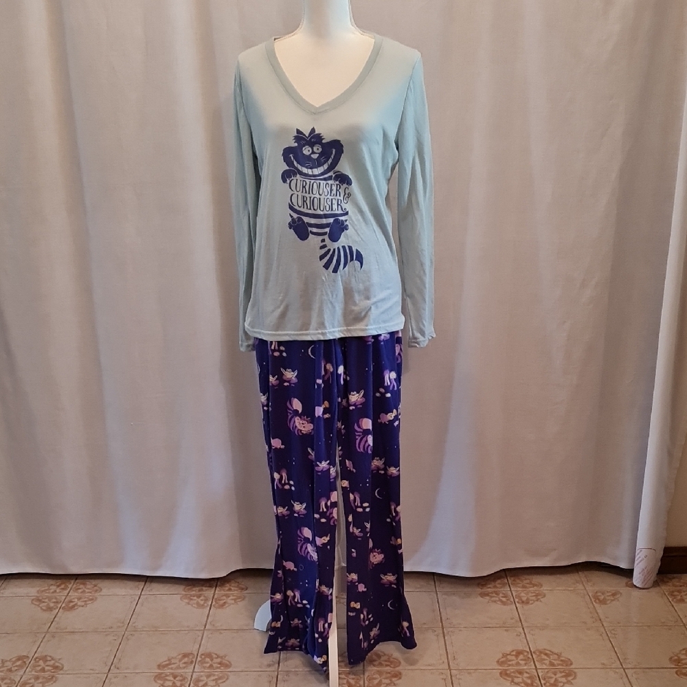 Disney Curiouser & Curiouser Pajama Set, GUC, Sz L, Approx 30" Inseam, Cute! 🐱